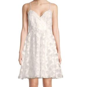 🧡 Zac Posen Little White Dress NWT and so stunning!